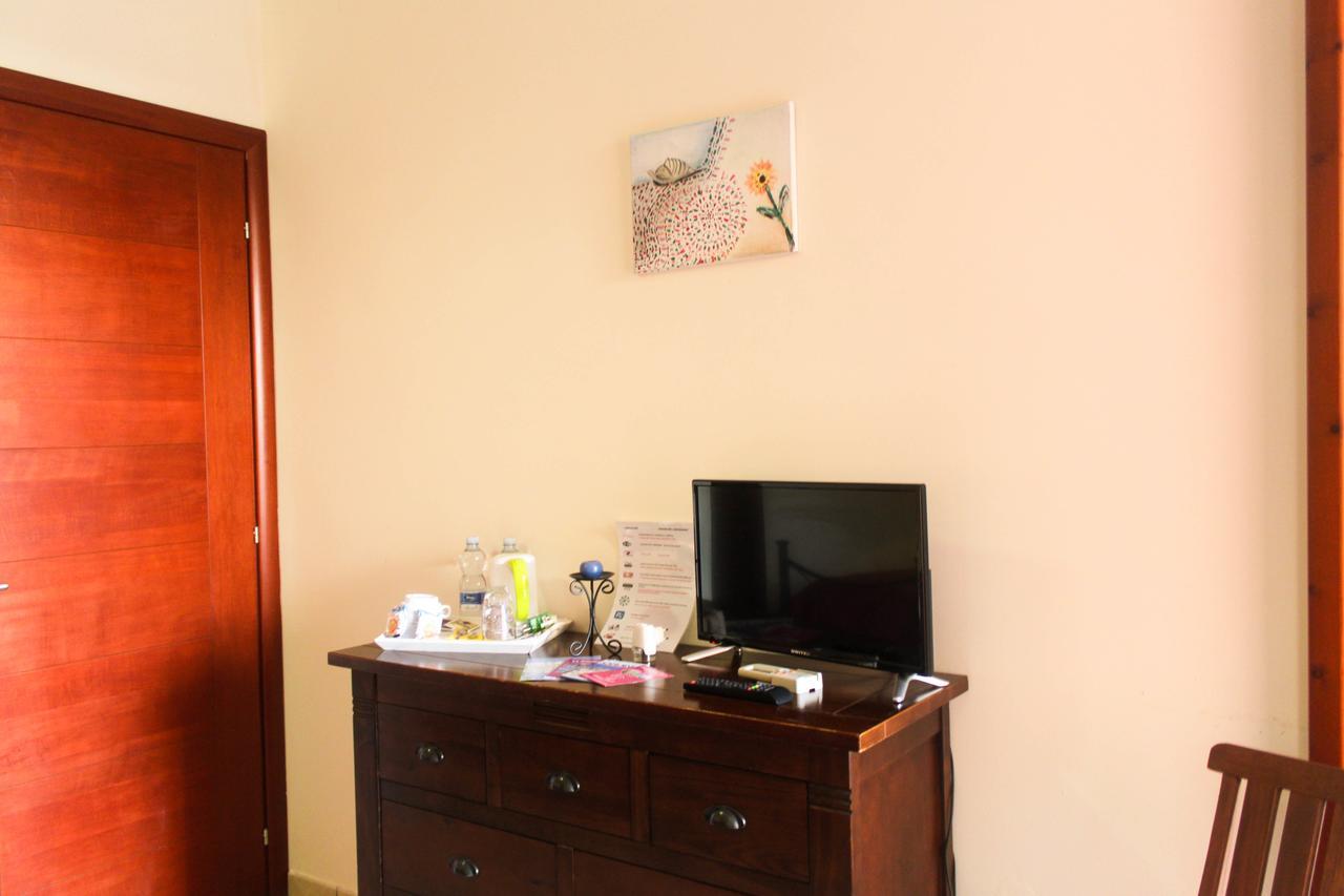 Sardaumpa B&B Quartu Sant'Elena Ngoại thất bức ảnh